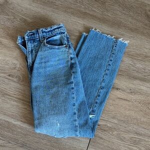 Abercrombie & Fitch Women’s The 90’s Straight Ultra High Rise Jeans